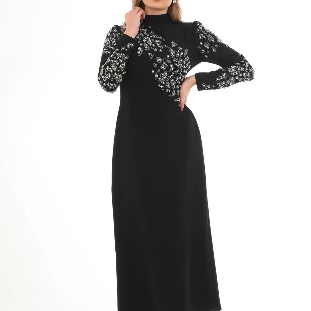 T&Y Senti Embellished Long Sleeve Maxi Dress in Black